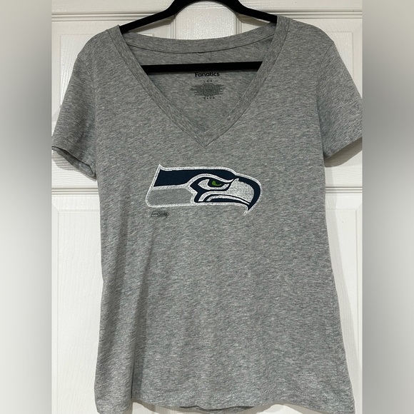 Fanatics Seahawks Gray V-Neck Top - Picture 1 of 3